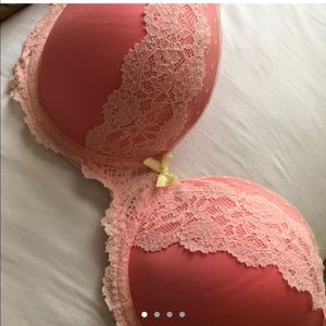 Victoria’s Secret pink lace push-up bra